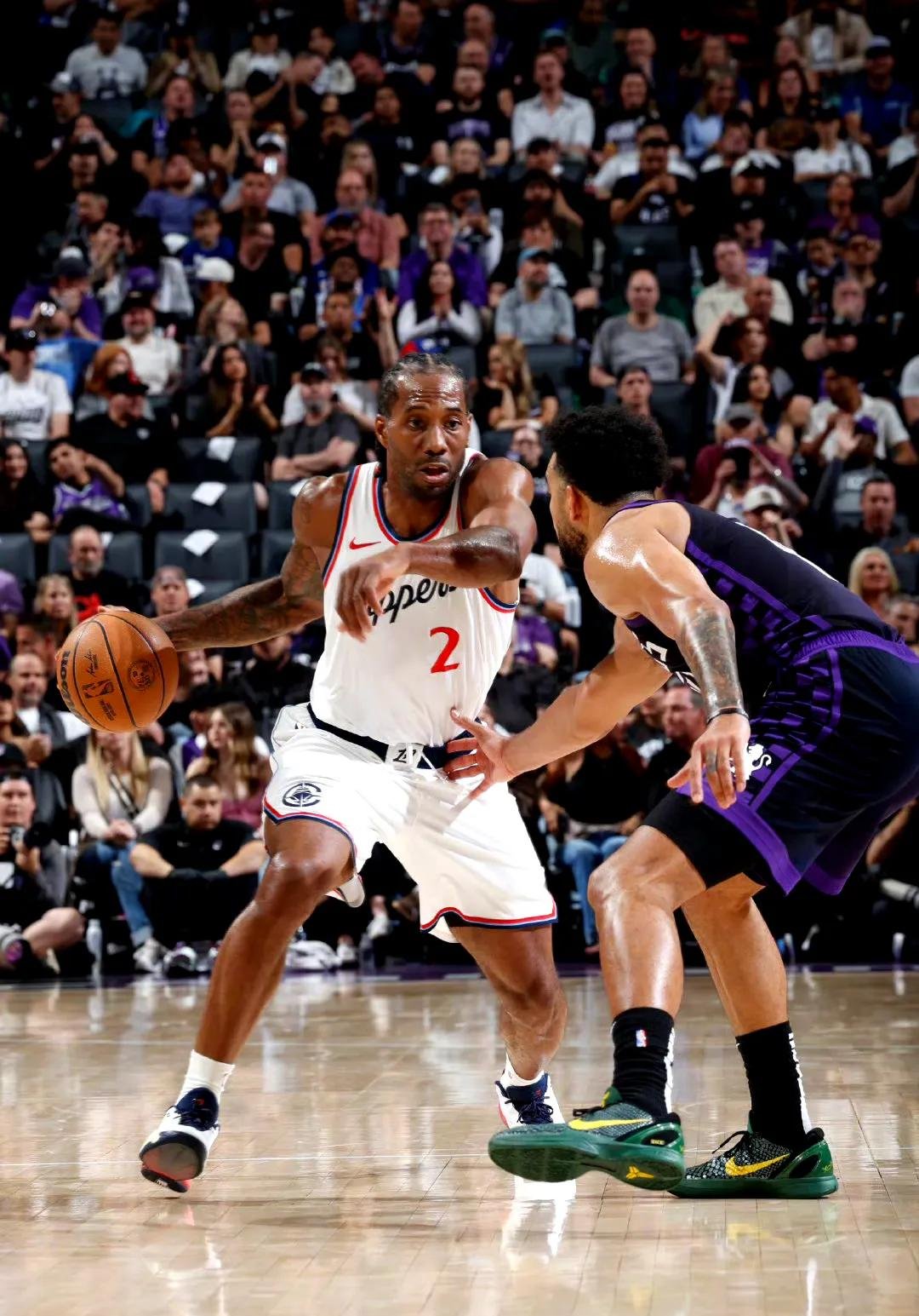 冲刺阶段体能课后，费城76人遗憾出局备战NBA常规赛，赛场秩序良好，轮换策略成焦点的简单介绍