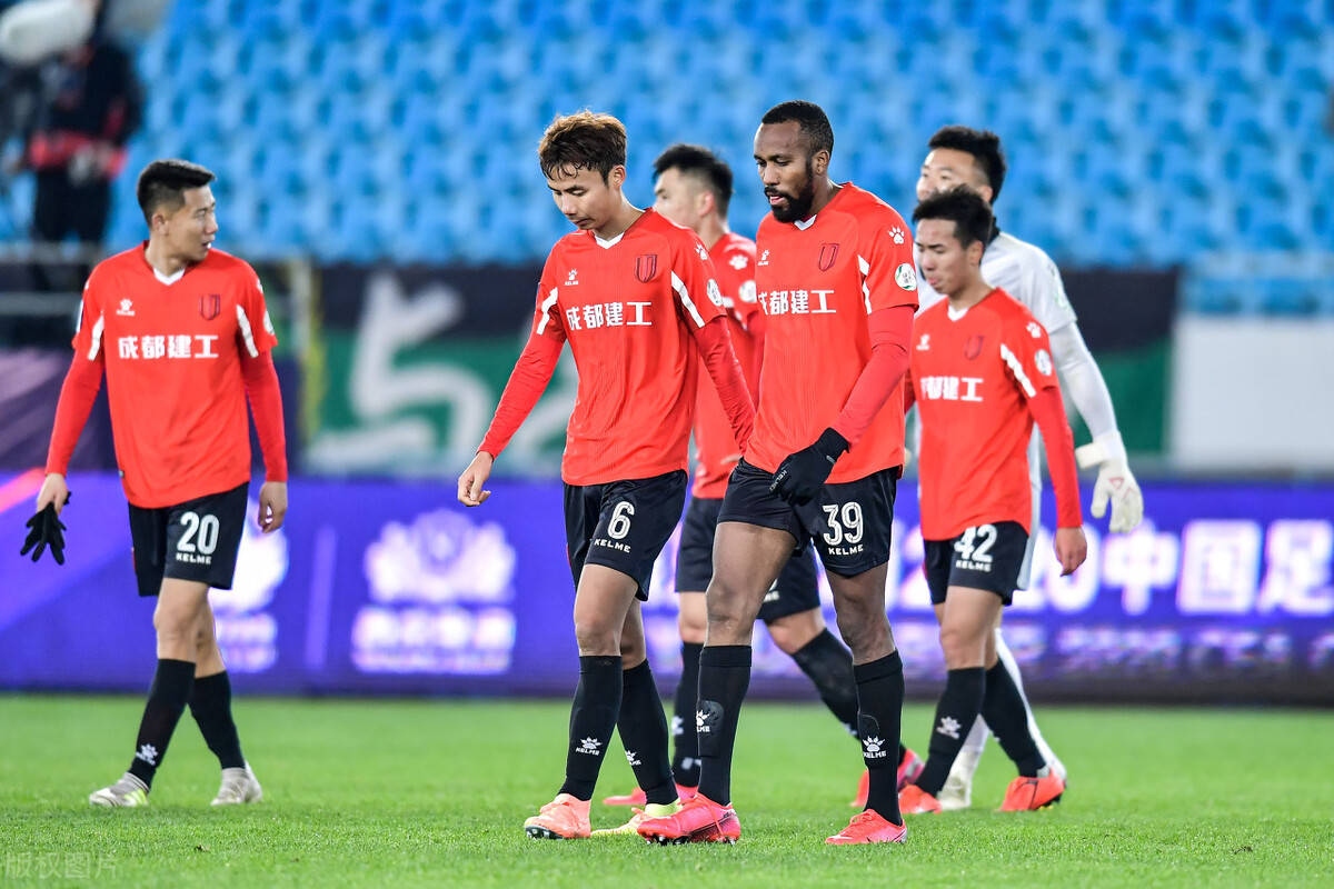 全明星赛今晚走向成谜,成都蓉城防线松动,更衣室稳定,身体对抗强度拉满的简单介绍 全明星赛今晚走向成谜,成都蓉城防线松动,更衣室稳定,身体对抗强度拉满的简单介绍